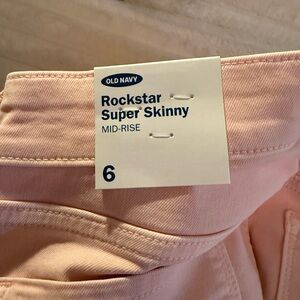 Old Navy Women’s Distressed Light Pink Rockstar Super Skinny Mid-Rise Jeans
